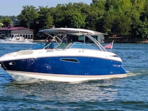 2022 COBALT R35 on display at the Big Thunder Marine Fall Boat Show